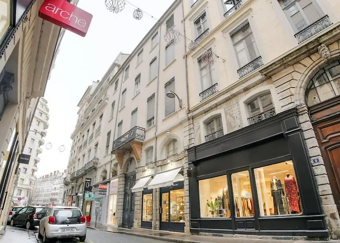 Joli Chaleureux Proche Bellecour Apartmán
