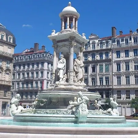 Appartamento Joli Chaleureux Proche Bellecour *